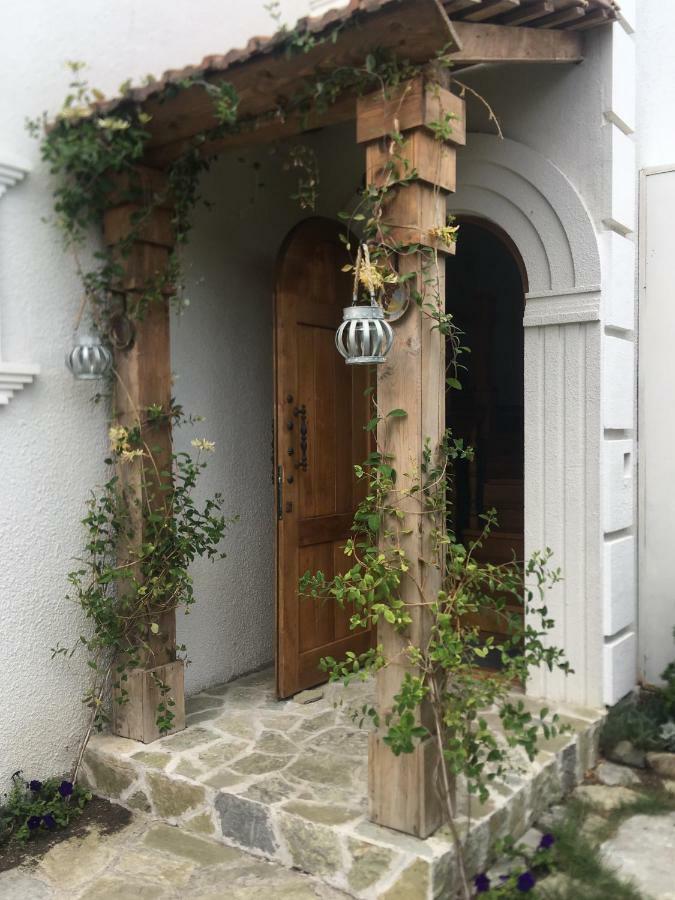 My Garden Hotel Tbilisi Buitenkant foto